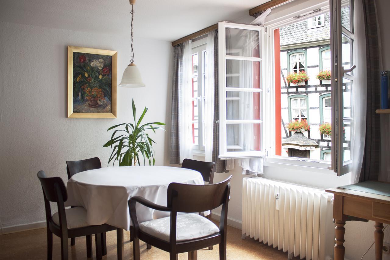 Hotel Flosdorff - Appartements มอนเชา ภายนอก รูปภาพ